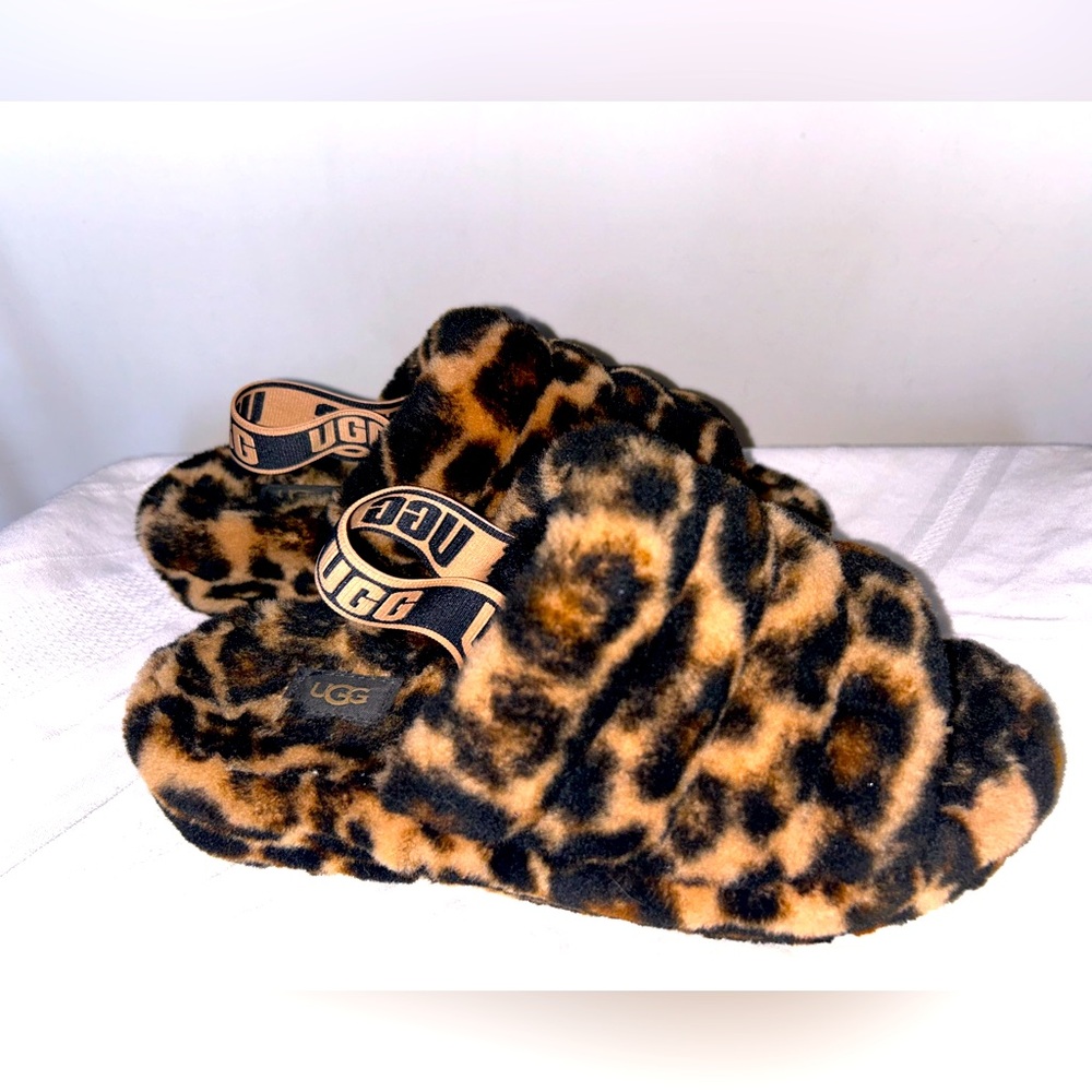 Ugg Women’s Fluff Yeah Leopard Slides